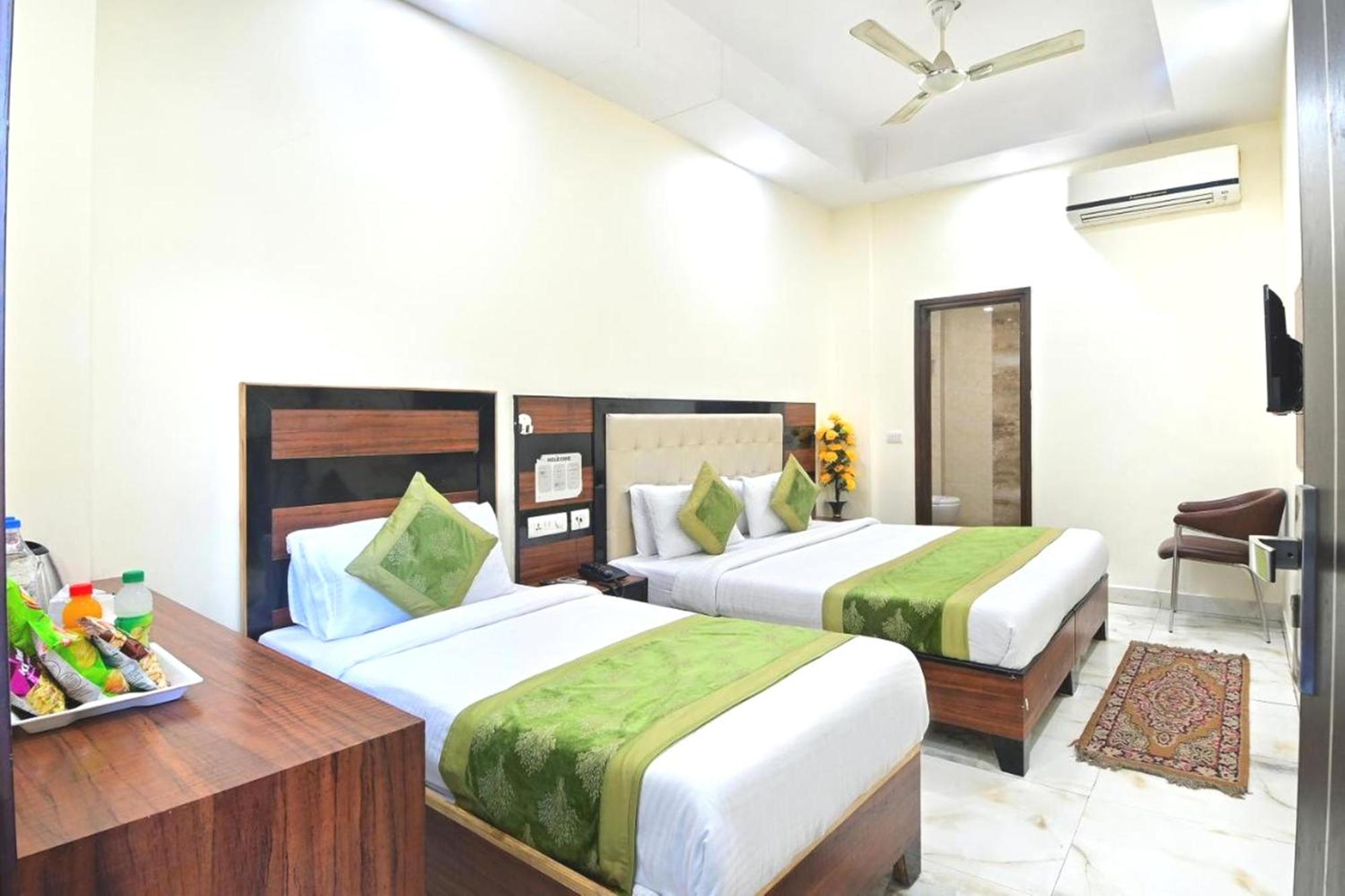 Hotel Emporio View - New Delhi Railway Station - Paharganj Экстерьер фото