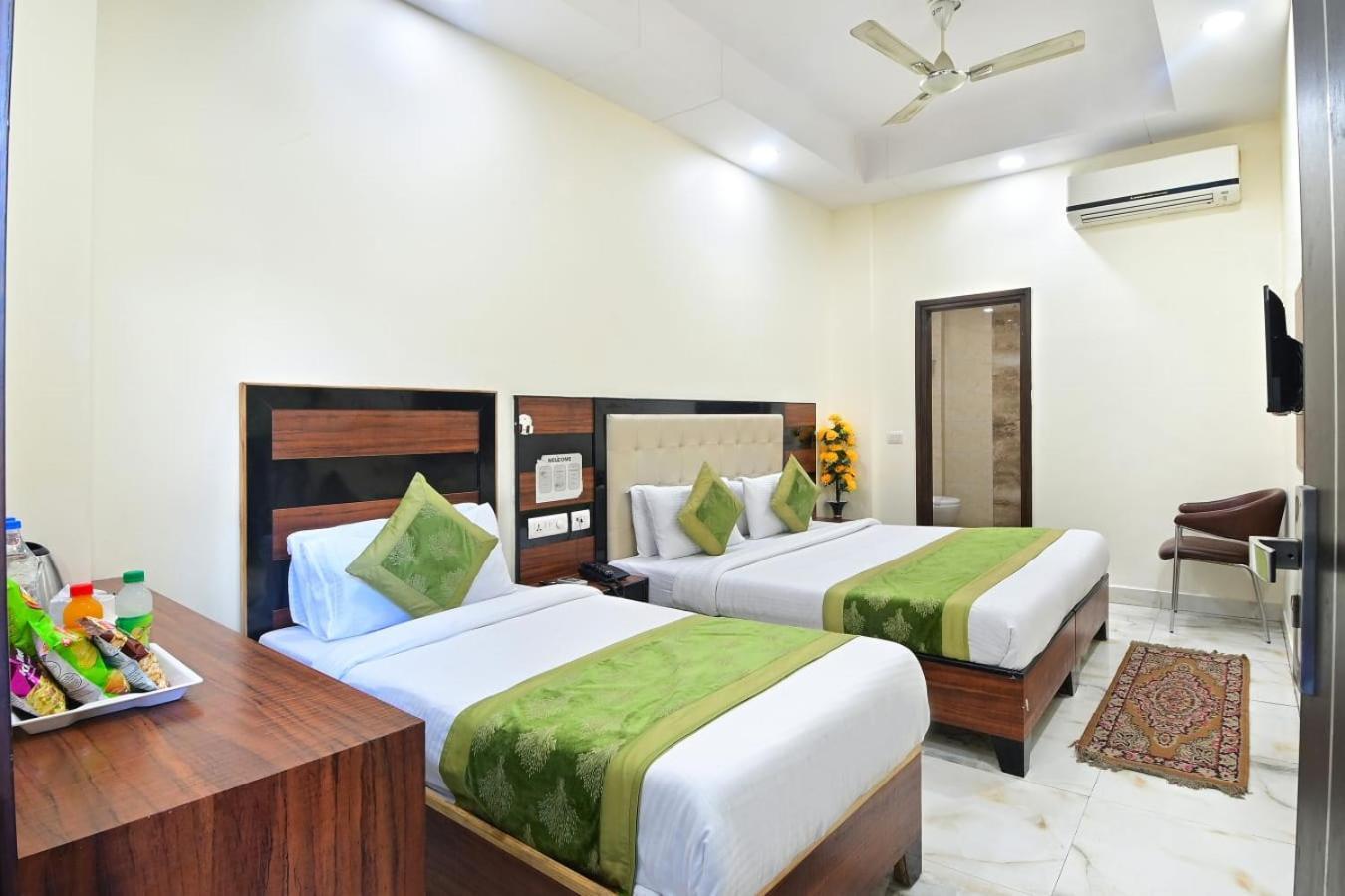 Hotel Emporio View - New Delhi Railway Station - Paharganj Экстерьер фото