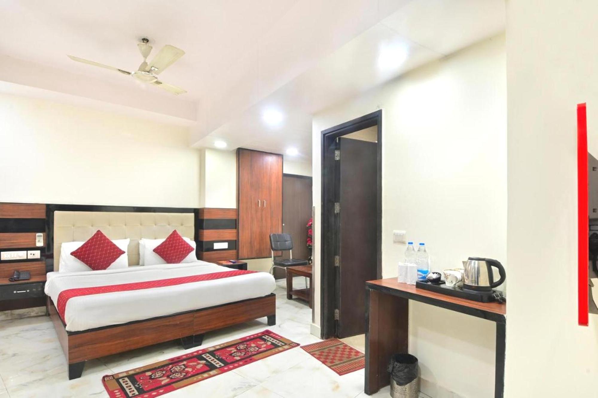 Hotel Emporio View - New Delhi Railway Station - Paharganj Экстерьер фото