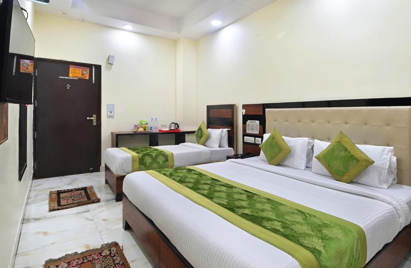 Hotel Emporio View - New Delhi Railway Station - Paharganj Экстерьер фото