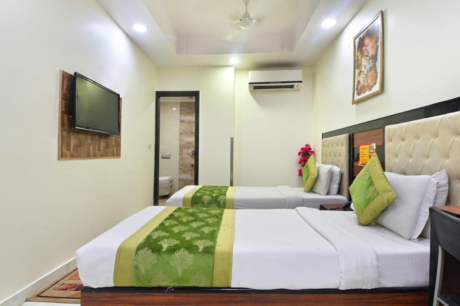 Hotel Emporio View - New Delhi Railway Station - Paharganj Экстерьер фото